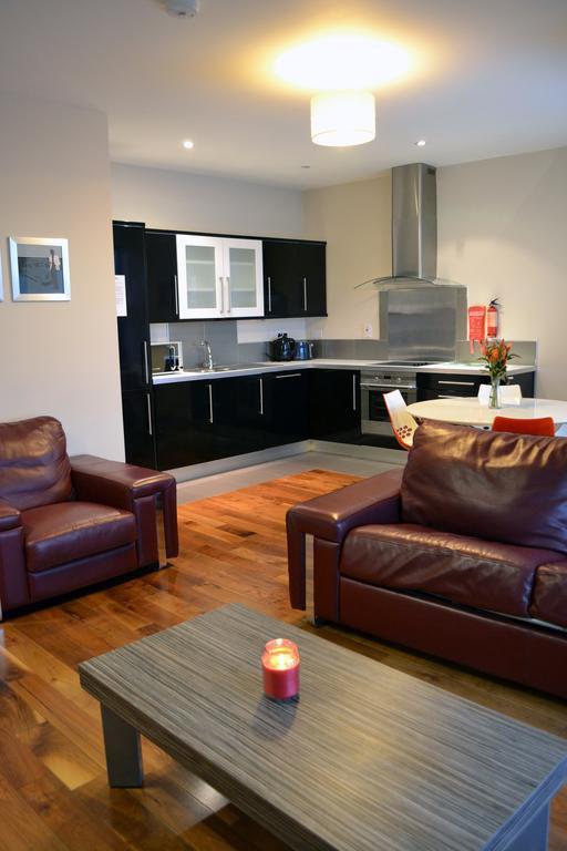 Carrick Plaza Suites And Apartments Room photo